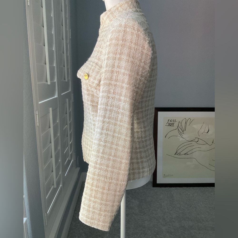 Zara white and beige check textured jacket. - Picture 12 of 16